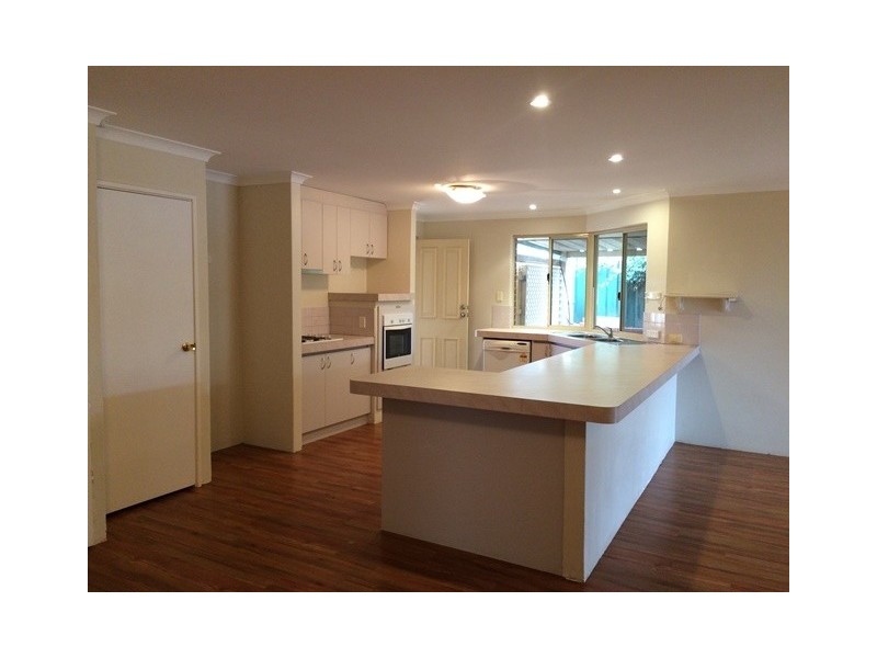 16 Goyder Elbow, Merriwa WA 6030