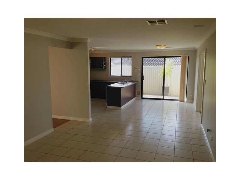 27 Waldburg Drive, Tapping WA 6065