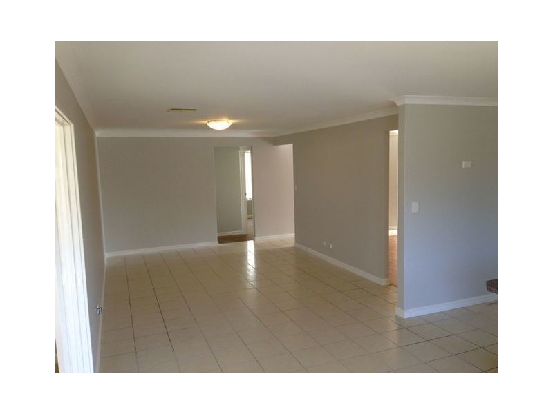 27 Waldburg Drive, Tapping WA 6065