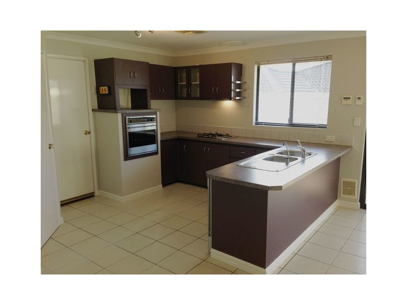 27 Waldburg Drive, Tapping WA 6065