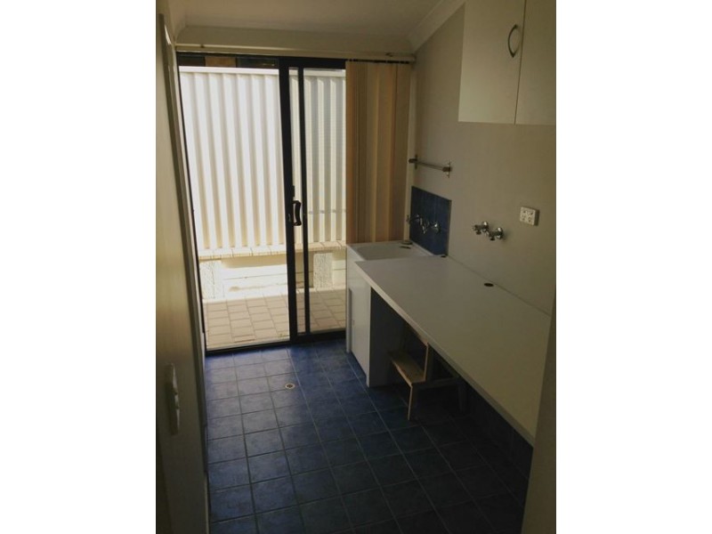 27 Waldburg Drive, Tapping WA 6065