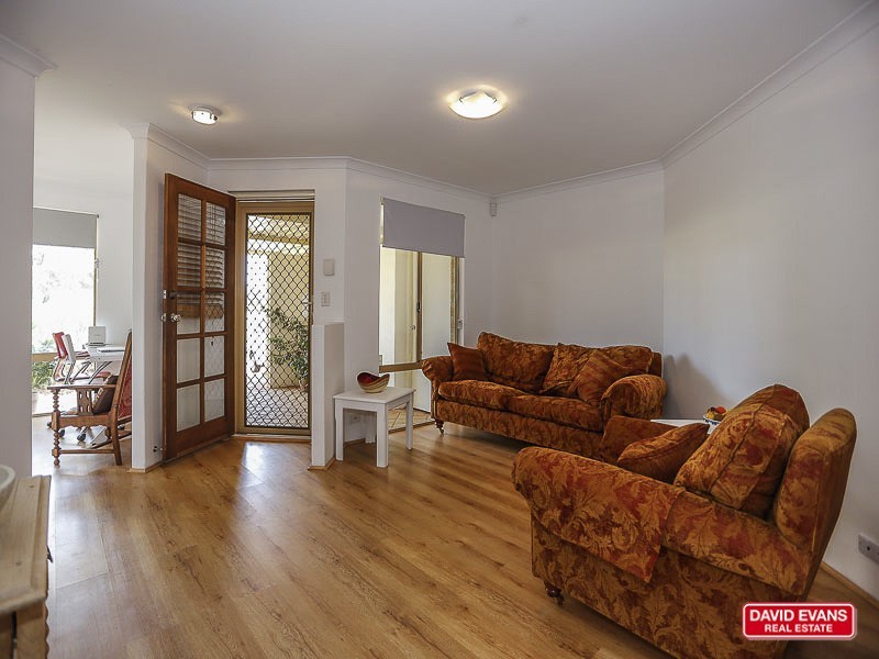34 Christian Circle, Quinns Rocks WA 6030