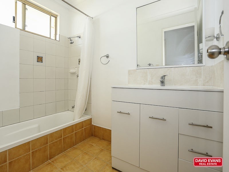 34 Christian Circle, Quinns Rocks WA 6030