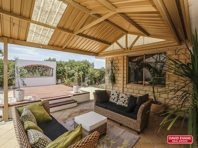 34 Christian Circle, Quinns Rocks WA 6030