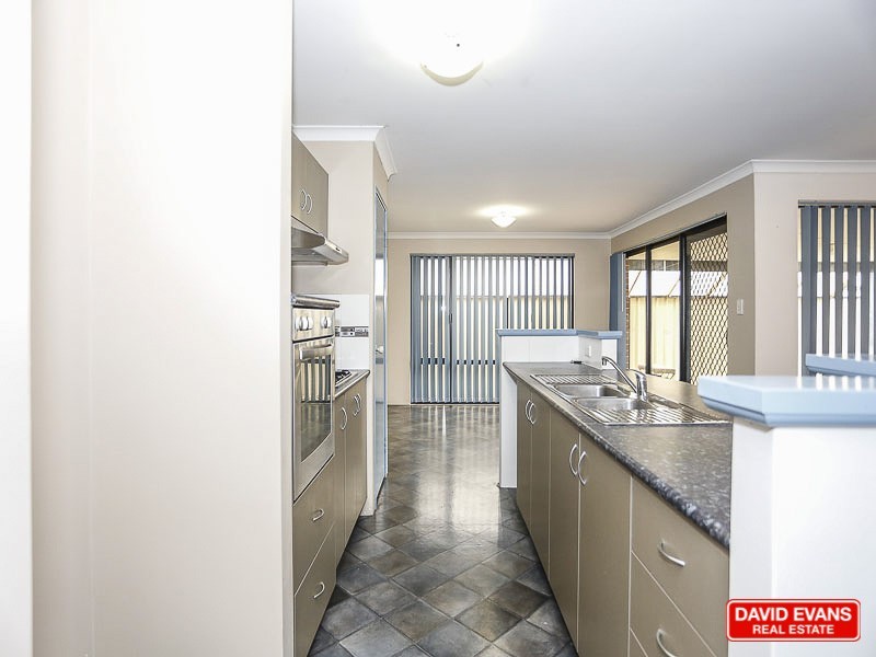 12 Oakpark Green, Clarkson WA 6030