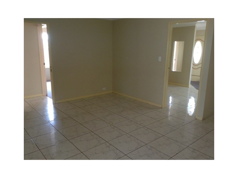 61 Viridian Drive, Banksia Grove WA 6031