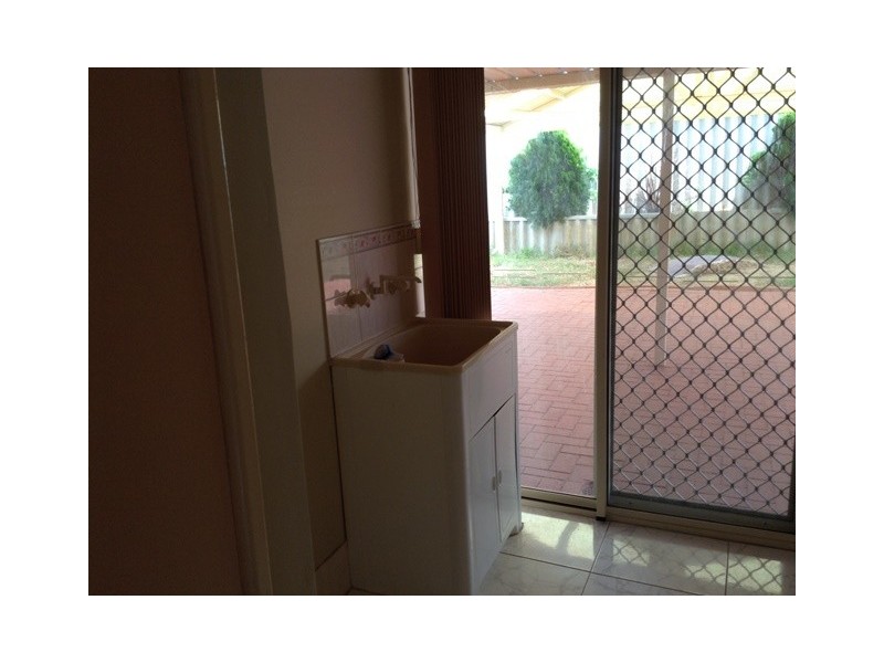 61 Viridian Drive, Banksia Grove WA 6031