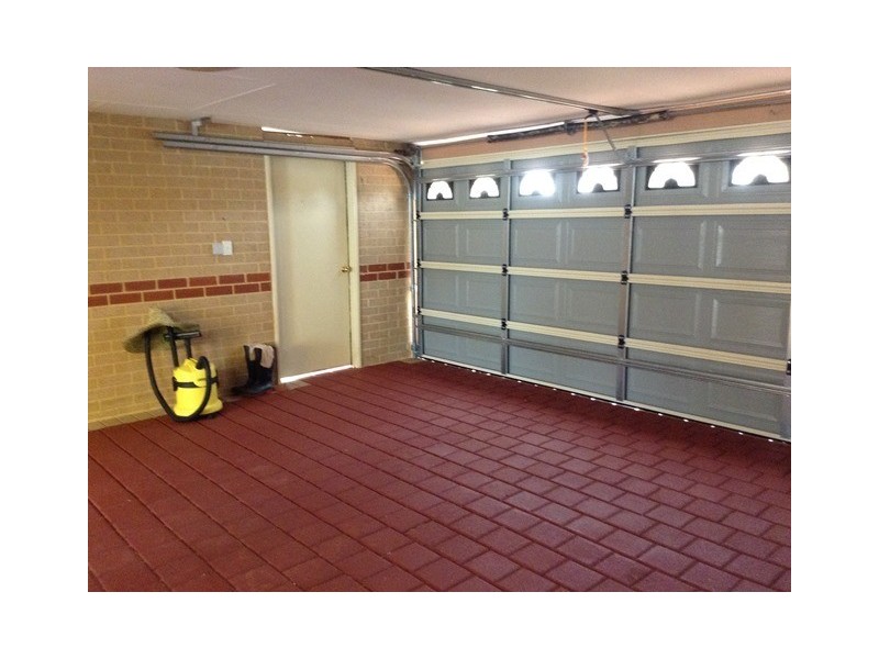 61 Viridian Drive, Banksia Grove WA 6031