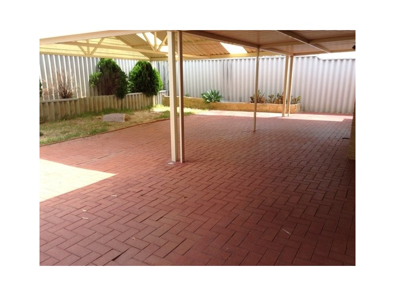 61 Viridian Drive, Banksia Grove WA 6031