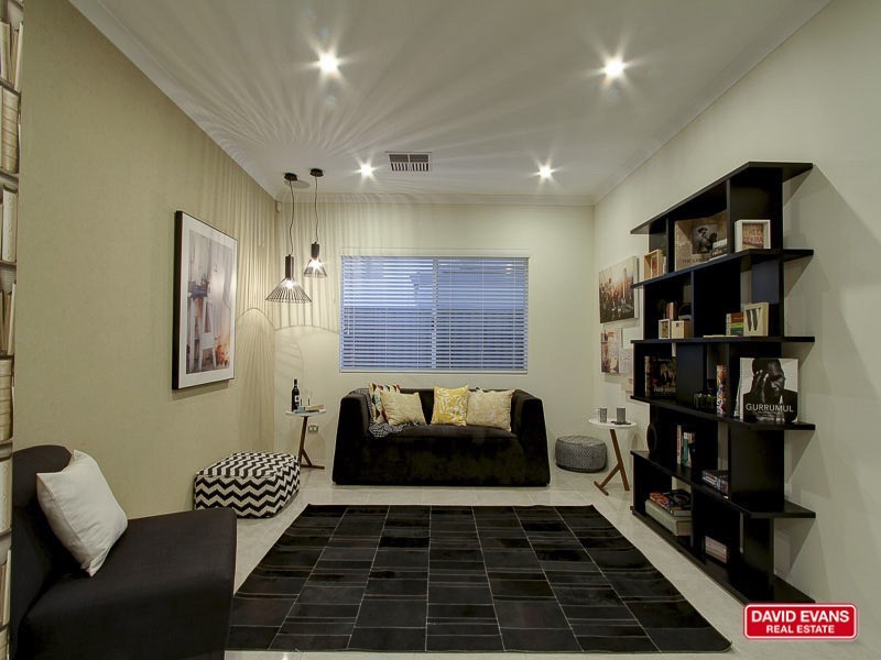 31 Nomad Drive, Clarkson WA 6030