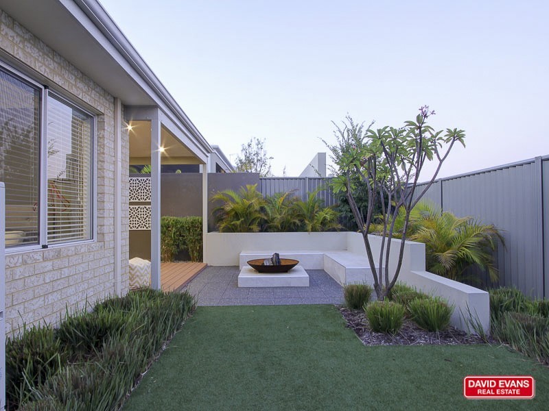 31 Nomad Drive, Clarkson WA 6030