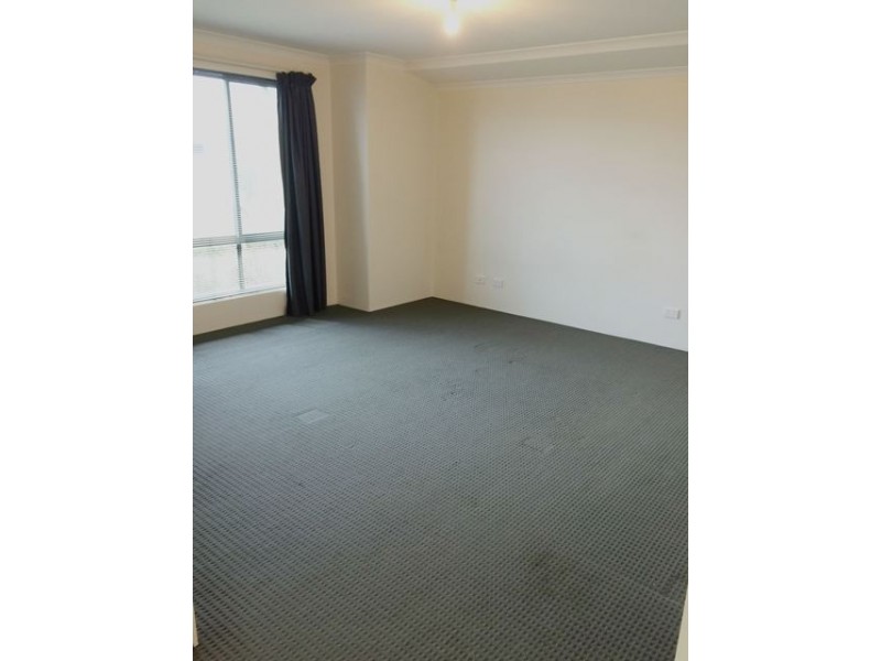 23 Farnham Pass, Alkimos WA 6038