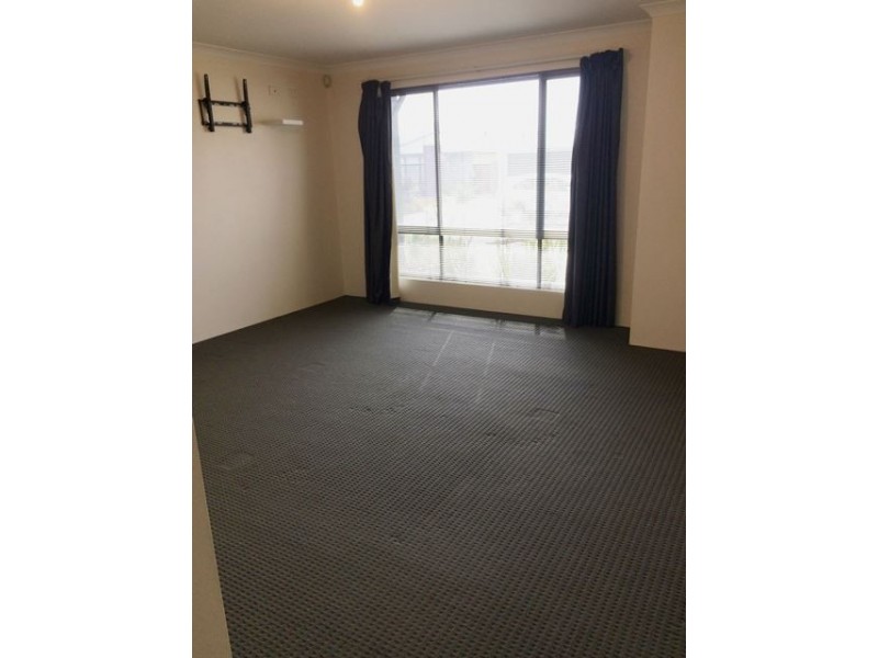 23 Farnham Pass, Alkimos WA 6038