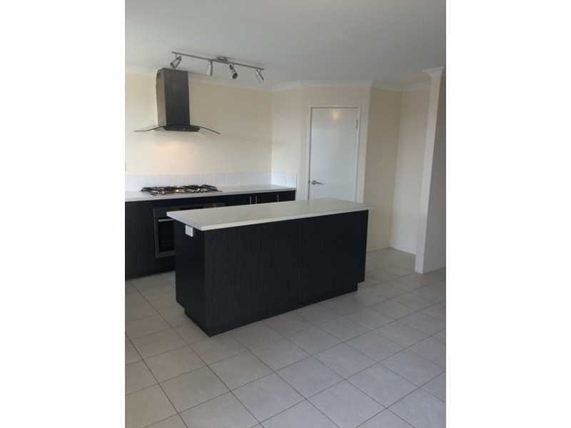 23 Farnham Pass, Alkimos WA 6038