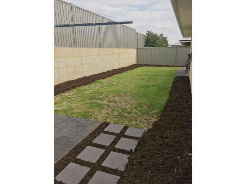 23 Farnham Pass, Alkimos WA 6038