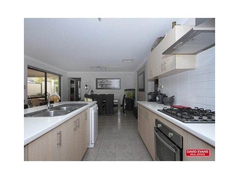 6 Liberty Drive, Clarkson WA 6030