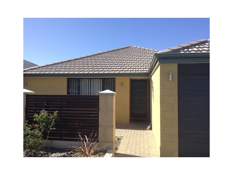 18 Woolly Road, Banksia Grove WA 6031