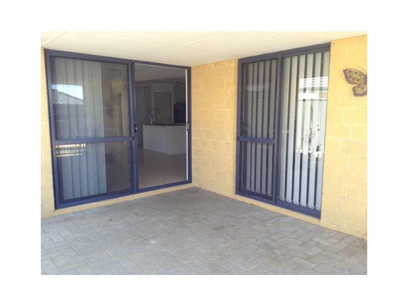 18 Woolly Road, Banksia Grove WA 6031