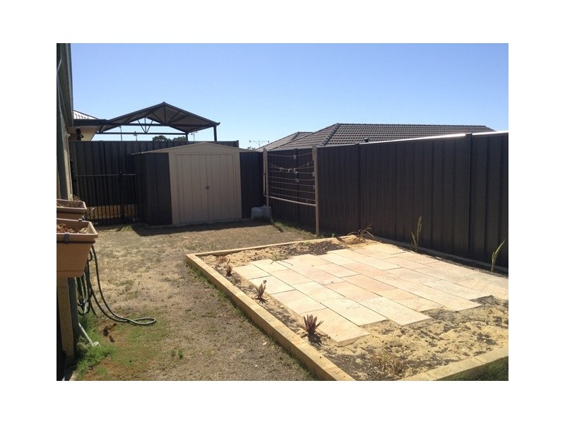 18 Woolly Road, Banksia Grove WA 6031