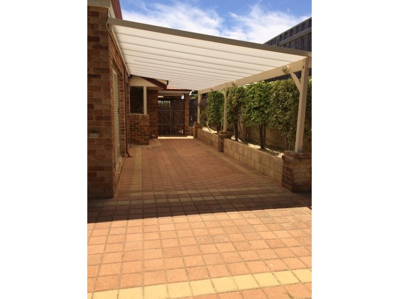 8 Santa Monica Parade, Iluka WA 6028