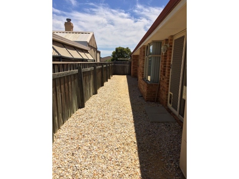 8 Santa Monica Parade, Iluka WA 6028