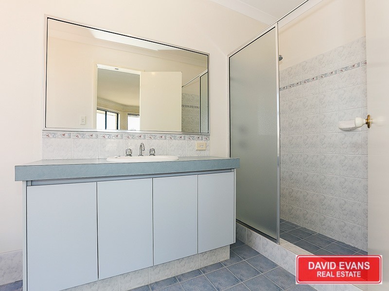 41 Lady Lindsay Cove, Yanchep WA 6035