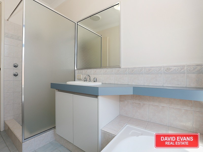 41 Lady Lindsay Cove, Yanchep WA 6035