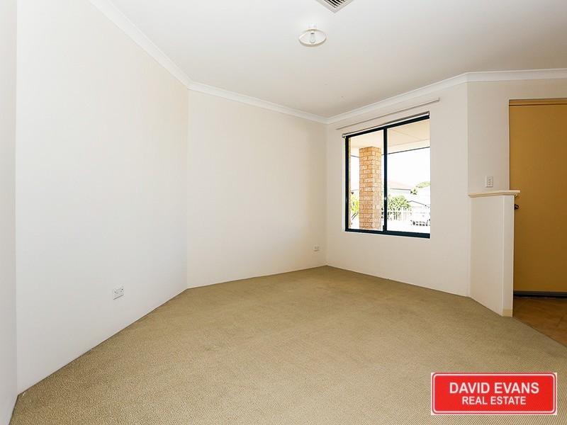 41 Lady Lindsay Cove, Yanchep WA 6035