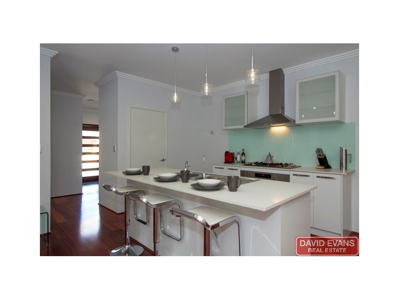 54 Midsummer Avenue, Jindalee WA 6036