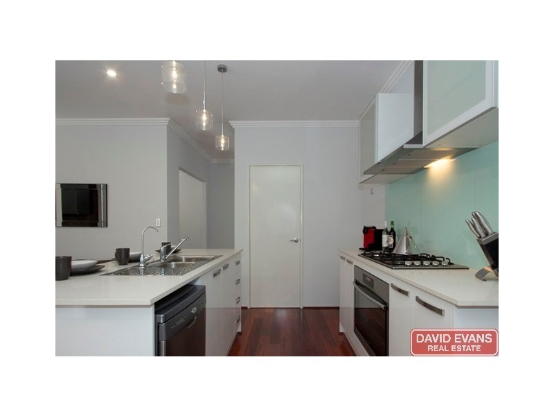 54 Midsummer Avenue, Jindalee WA 6036