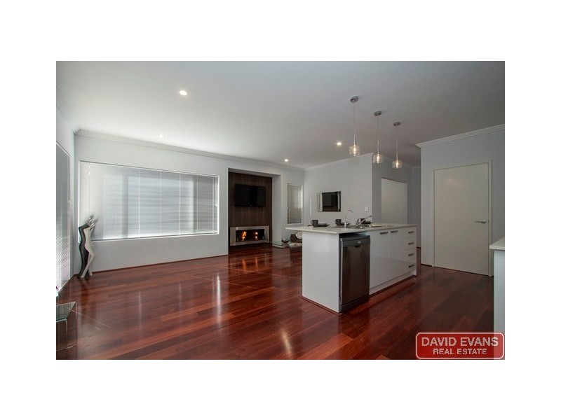 54 Midsummer Avenue, Jindalee WA 6036