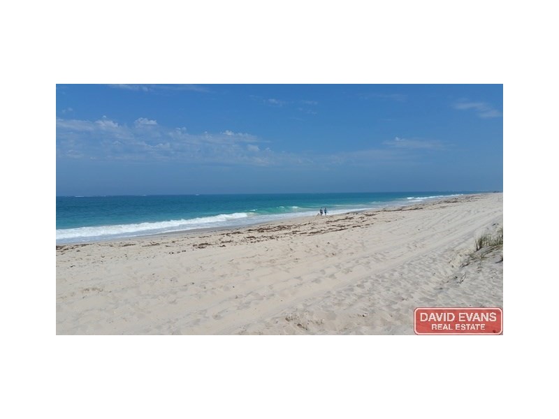 54 Midsummer Avenue, Jindalee WA 6036