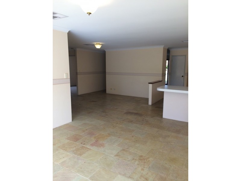 55 Stonehaven Parade, Kinross WA 6028