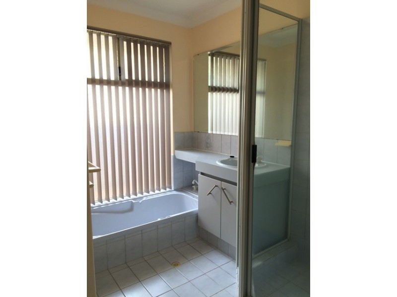 55 Stonehaven Parade, Kinross WA 6028