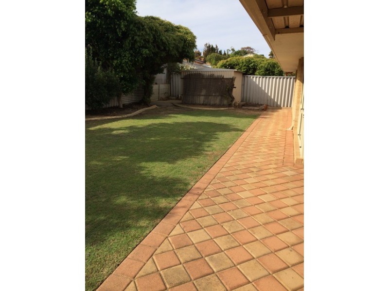 55 Stonehaven Parade, Kinross WA 6028