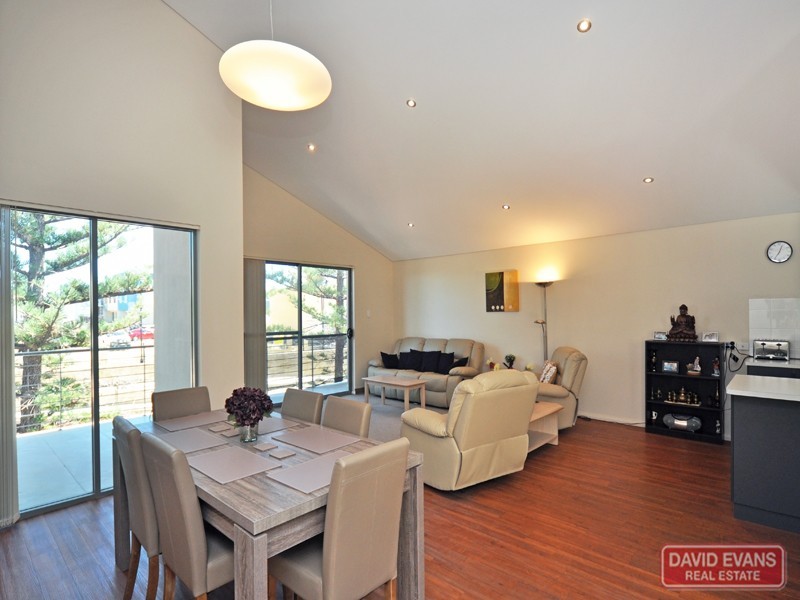 8 Jamaica Lane, Clarkson WA 6030