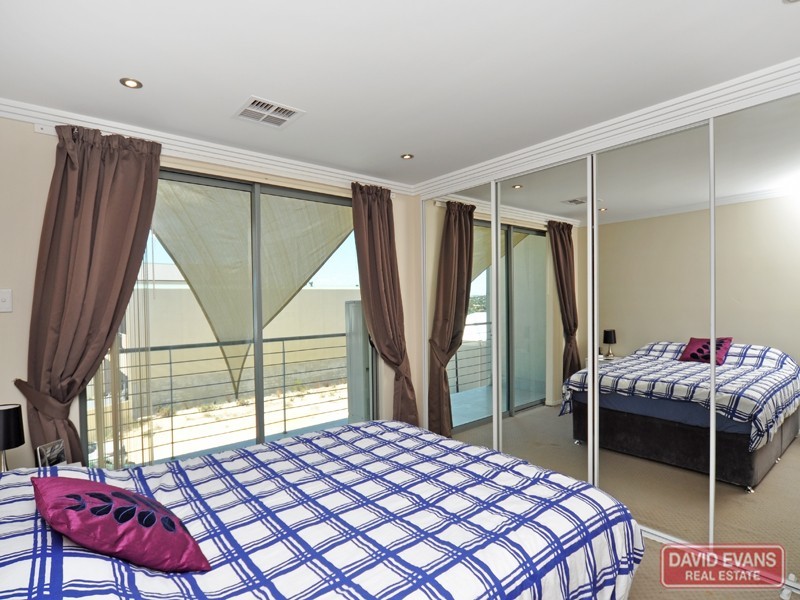 8 Jamaica Lane, Clarkson WA 6030