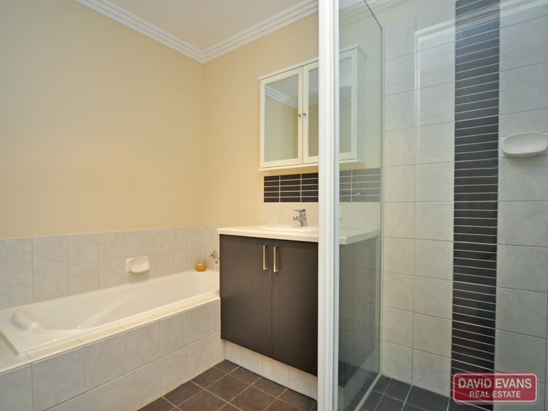 8 Jamaica Lane, Clarkson WA 6030