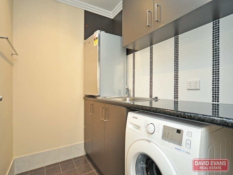 8 Jamaica Lane, Clarkson WA 6030
