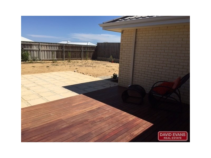 39 Seagrass Street, Yanchep WA 6035