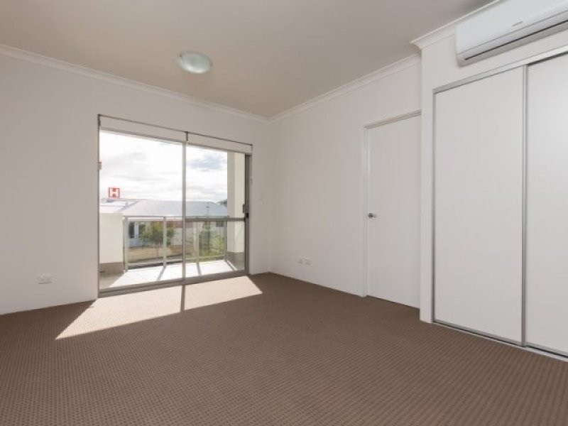 22 Royston Link, Butler WA 6036