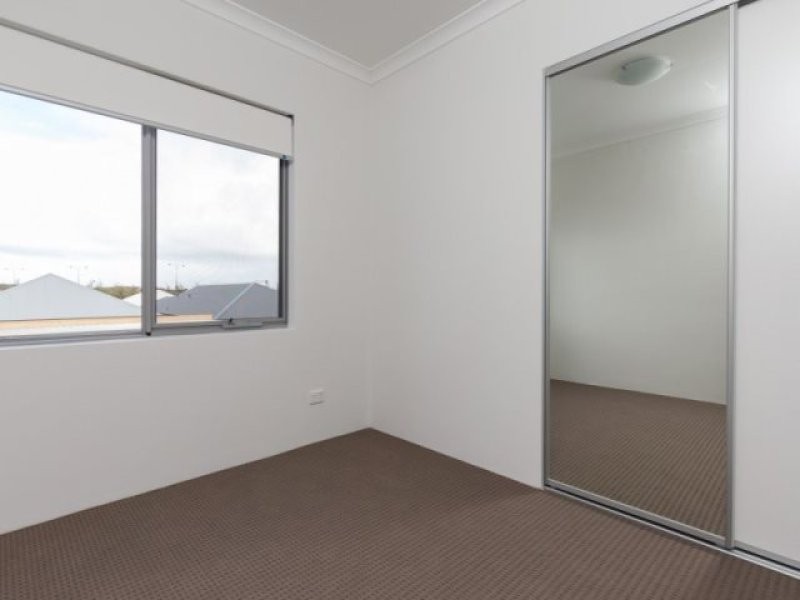 22 Royston Link, Butler WA 6036