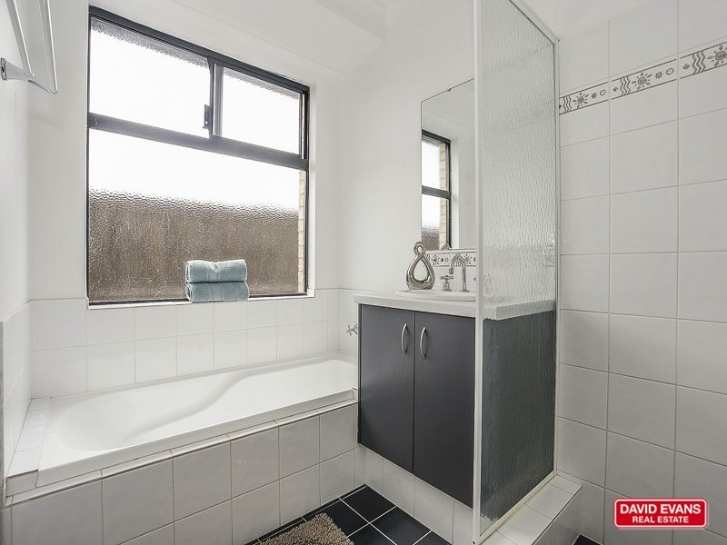 9 Kinvara Way, Ridgewood WA 6030