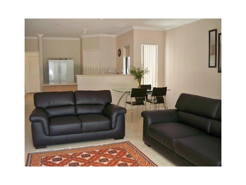 10A Ridgewood Blvd, Ridgewood WA 6030