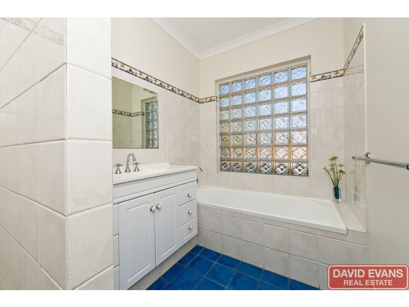 21 Driftwood Rise, Quinns Rocks WA 6030