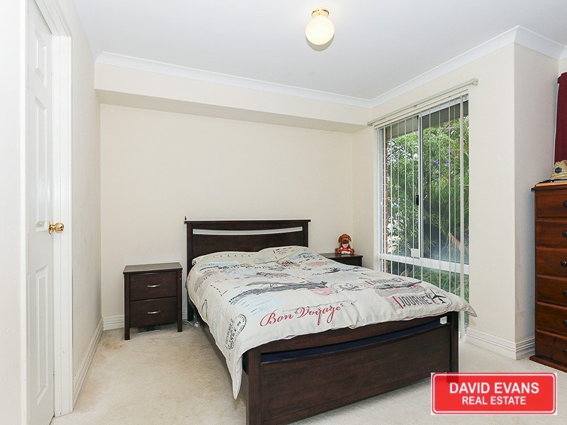 12 Lambasa Way, Mindarie WA 6030