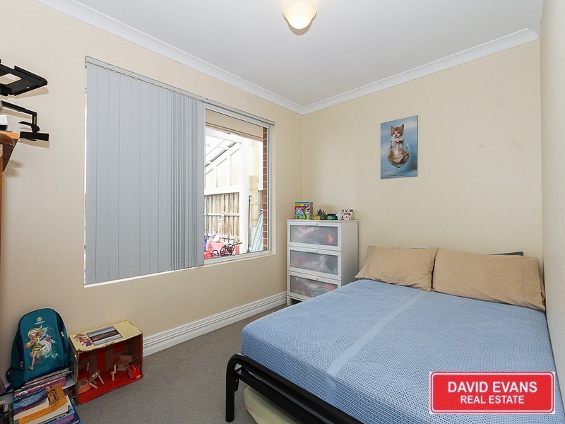 12 Lambasa Way, Mindarie WA 6030