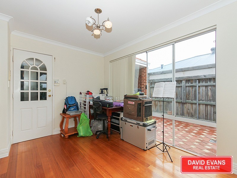 12 Lambasa Way, Mindarie WA 6030