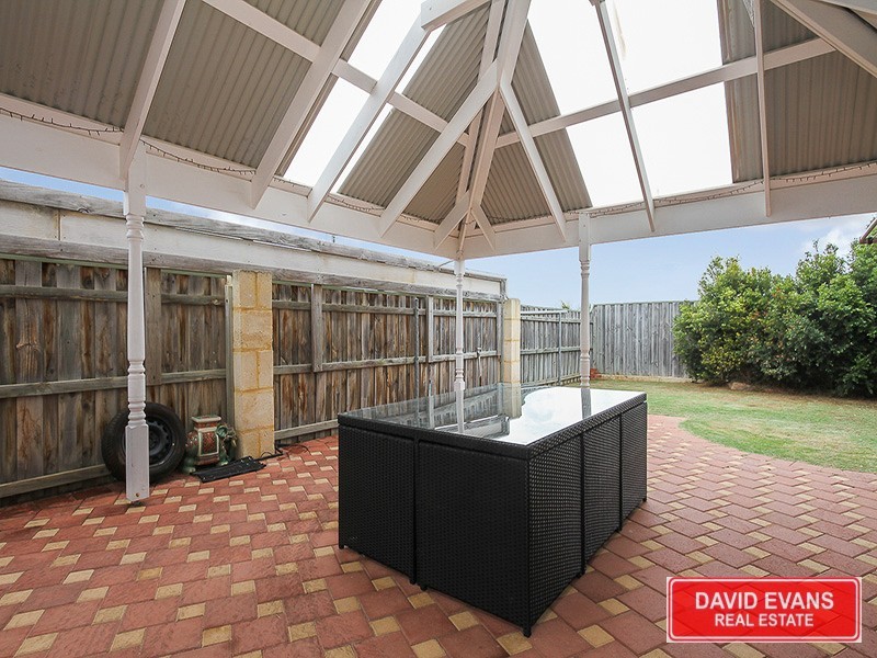12 Lambasa Way, Mindarie WA 6030