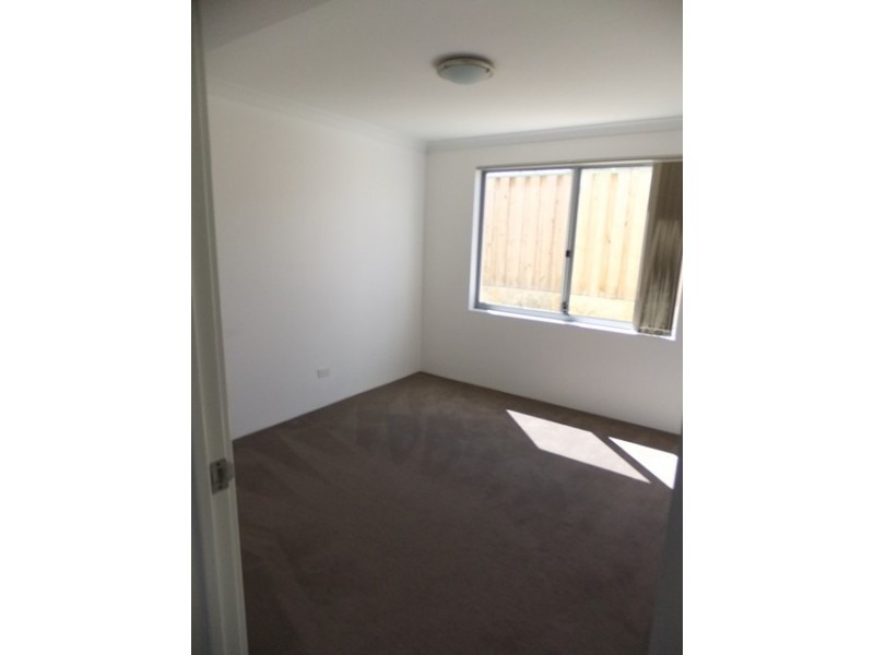 44 Seadrift Street, Yanchep WA 6035